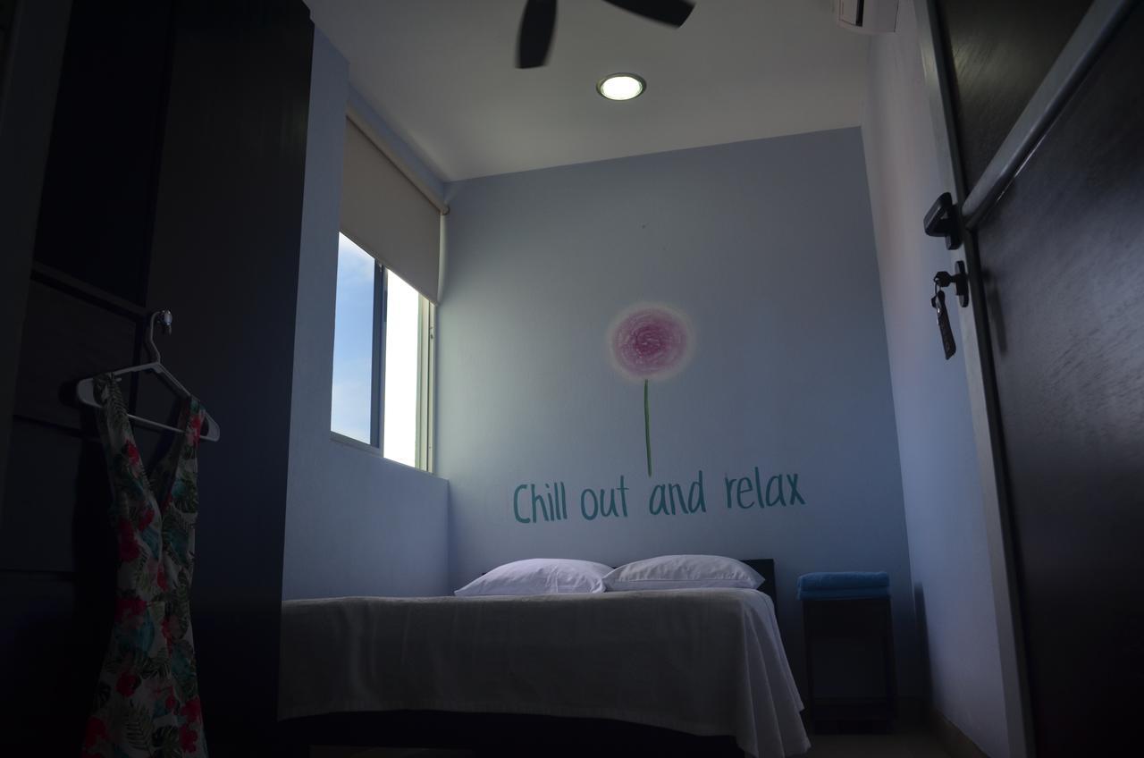 Room2Board Hostel And Surf School Jacó Dış mekan fotoğraf